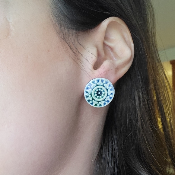 Vintage Tribal Design Wood Painted Stud Earrings - Picture 2 of 6